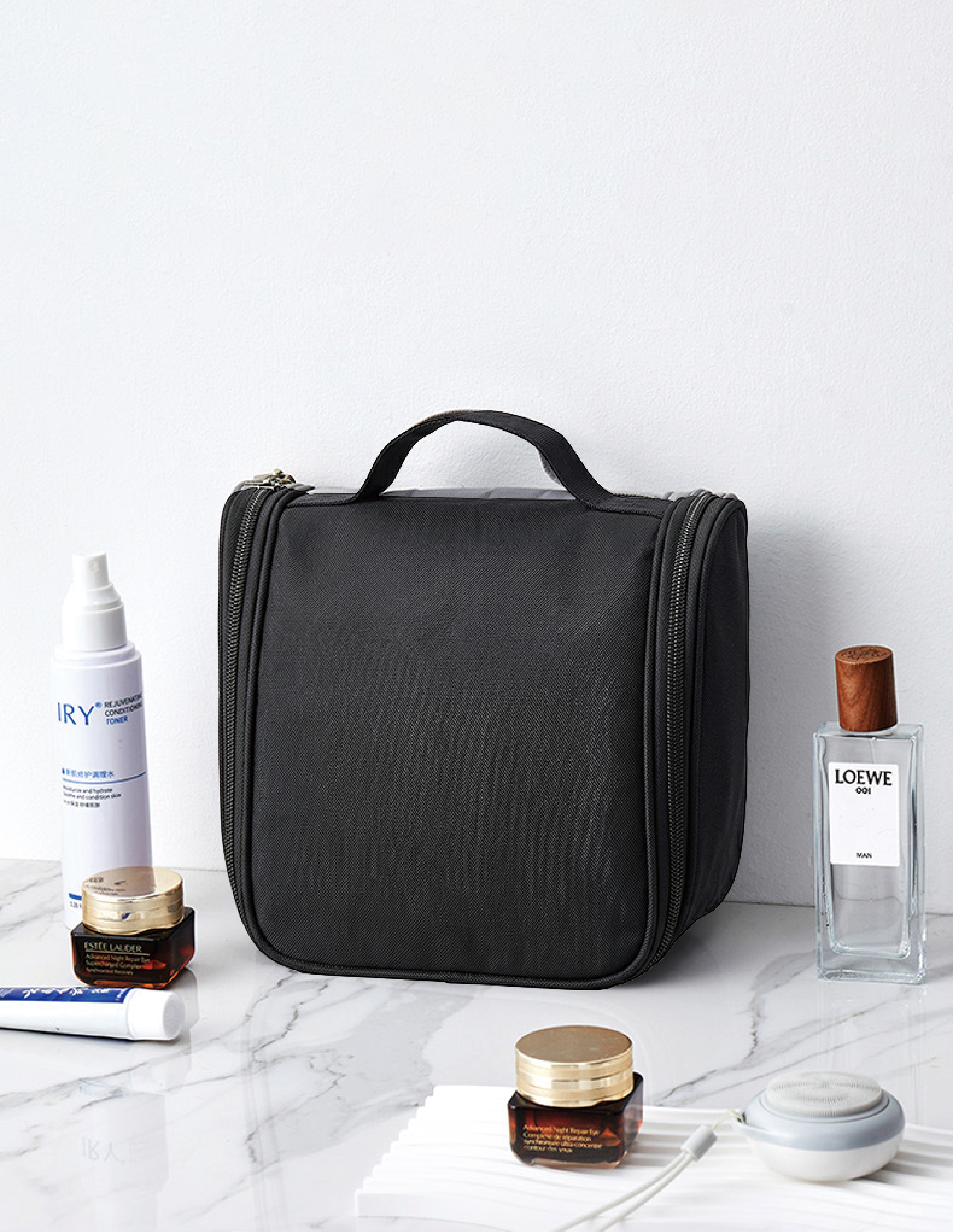 13547BPK1 Hanging Cosmetic Bag