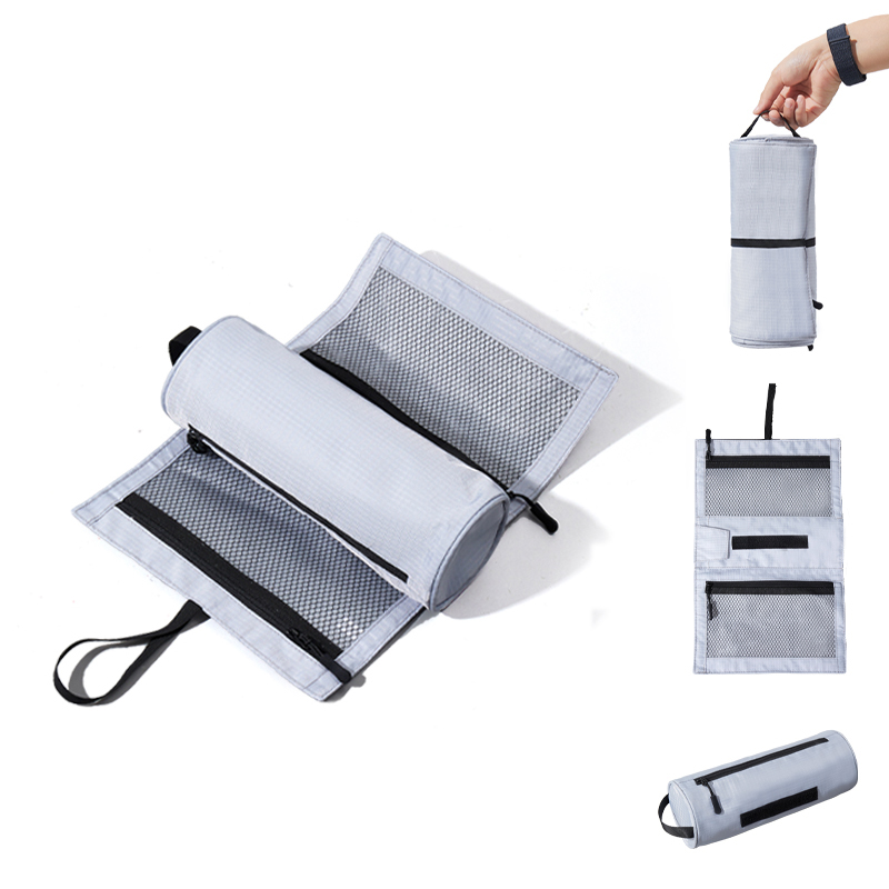 OEM ODM Durable Light Weight M Size Roll Up Hanging Toiletry Bag
