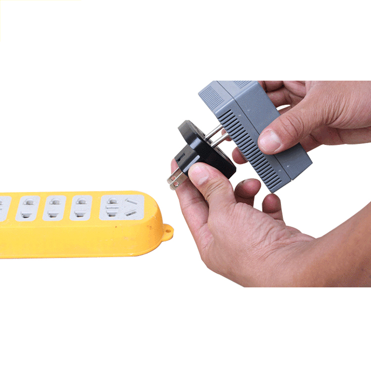 Travel dual wattage voltage converter 13690-6