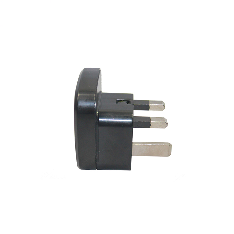 Travel 250v to 110v plug adapter with safety shutter africa 3 pin adaptor plug 2