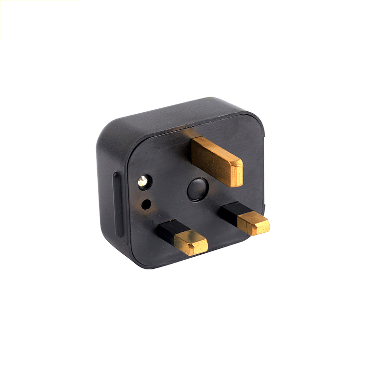Travel voltage converter and adapter kit 13691-4