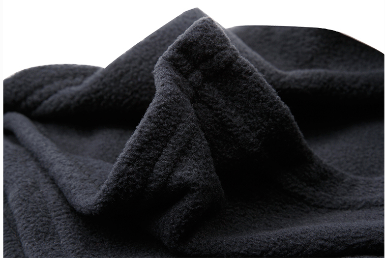13486 Polyester Travel Blanket 2